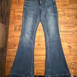Vermet Classic Blue Flared Women Jeans size 30 - Long